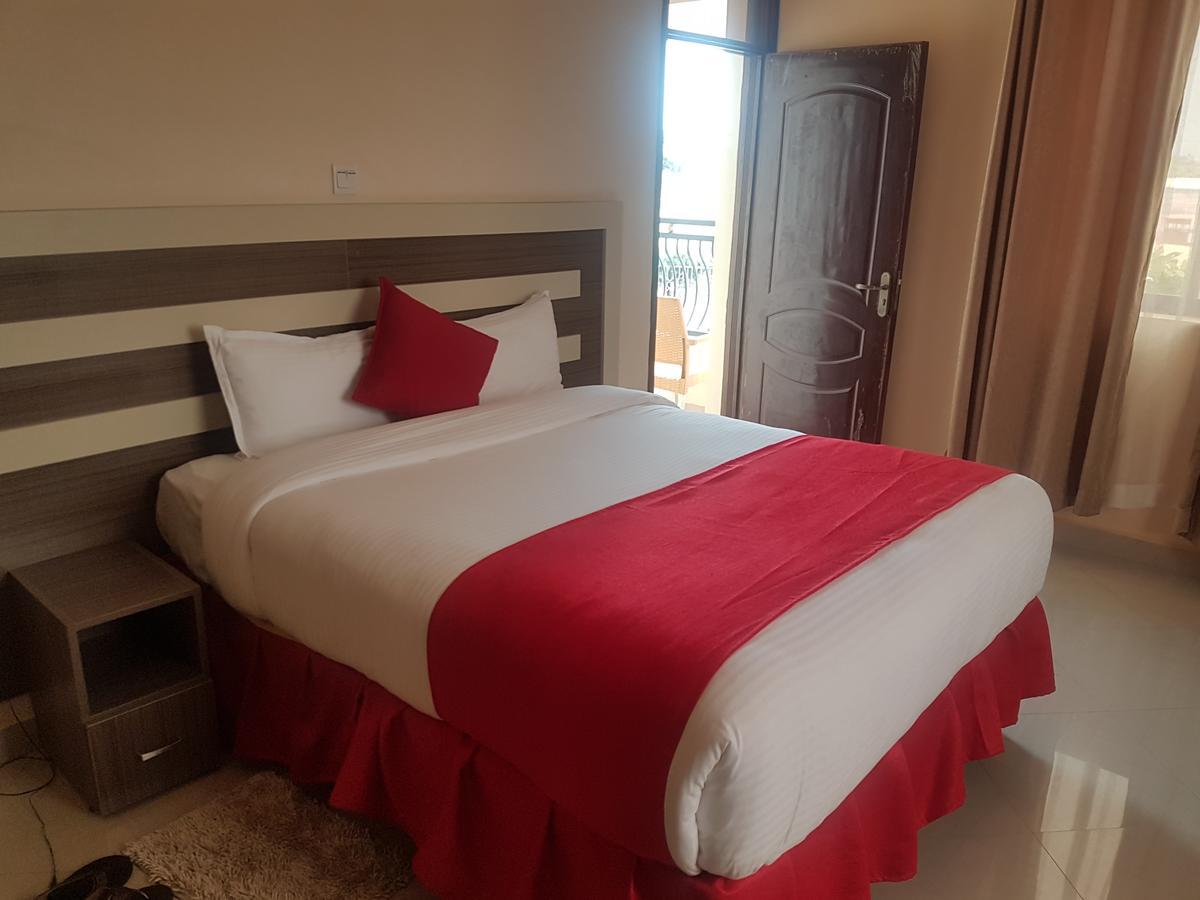 Mara Frontier Hotel Narok Ngoại thất bức ảnh