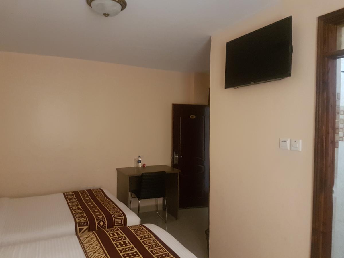 Mara Frontier Hotel Narok Ngoại thất bức ảnh