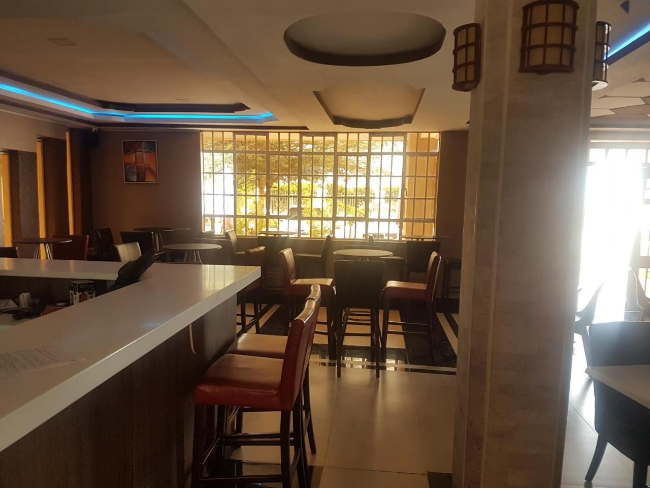 Mara Frontier Hotel Narok Ngoại thất bức ảnh